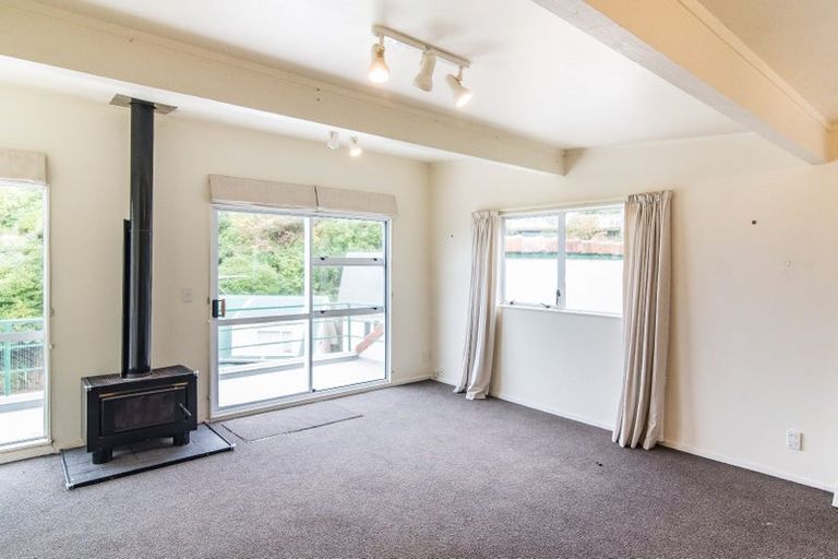 Photo of property in 41a Onslow Road, Khandallah, Wellington, 6035