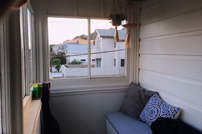 Photo of property in 111 Austin Street, Mount Victoria, Wellington, 6011