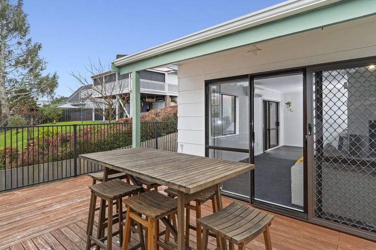 Photo of property in 1/97 Waitaha Road, Welcome Bay, Tauranga, 3112