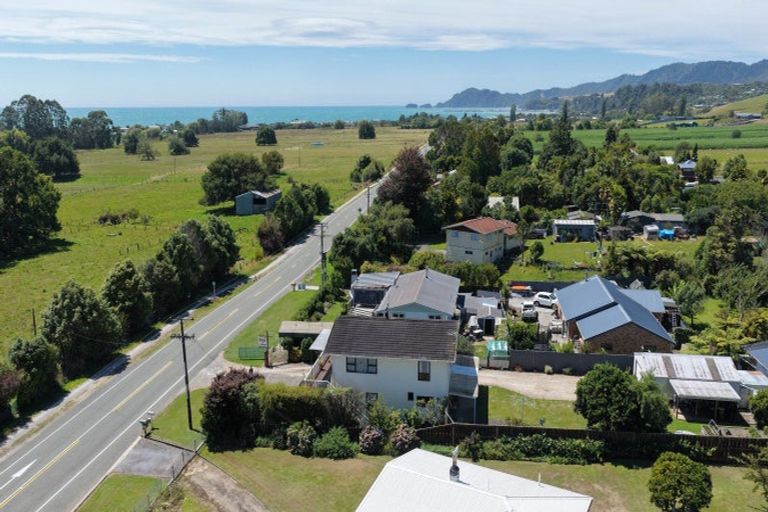 Photo of property in 616 Abel Tasman Drive, Clifton, Takaka, 7183