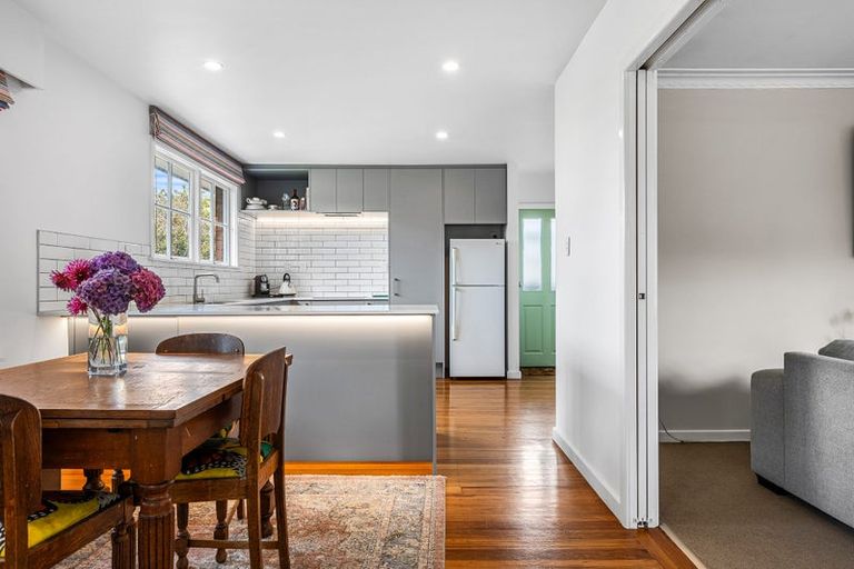 Photo of property in 48 Woolley Street, Avondale, Christchurch, 8061