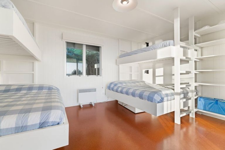 Photo of property in 350 Mcauslin Road, Whananaki, Hikurangi, 0181