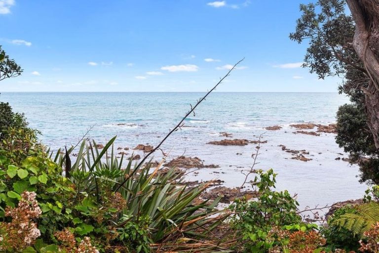 Photo of property in 10 Para-rauaruhe Crescent, Te Kaha, 3199