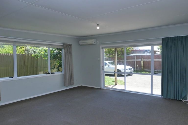 Photo of property in 22a Sussex Street, Levin, 5510