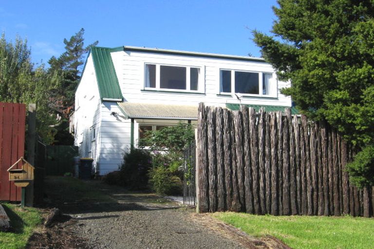 Photo of property in 94 Kauri Point Road, Laingholm, Auckland, 0604