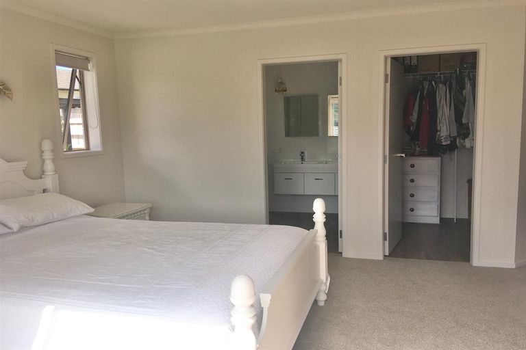 Photo of property in 25 Calla Street, Maungaturoto, 0520