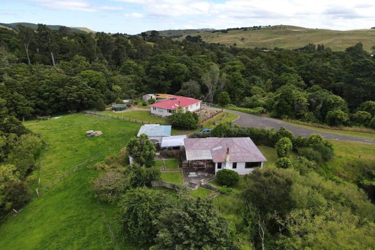 Photo of property in 15 Whio Street, Pongaroa, 4991