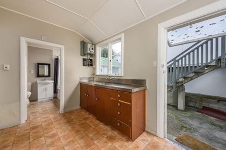 Photo of property in 59 Coromandel Street, Newtown, Wellington, 6021