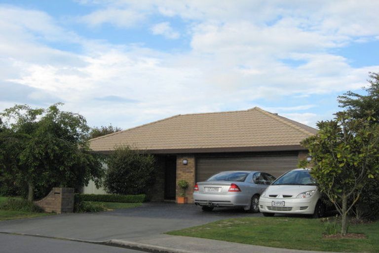 Photo of property in 28 Melford Close, Rangiora, 7400