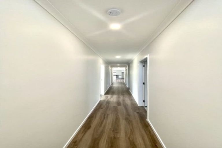 Photo of property in 29 Cynisca Crescent, Wallaceville, Upper Hutt, 5018