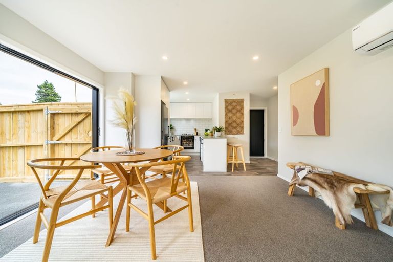 Photo of property in 42b Moeraki Road, Maoribank, Upper Hutt, 5018