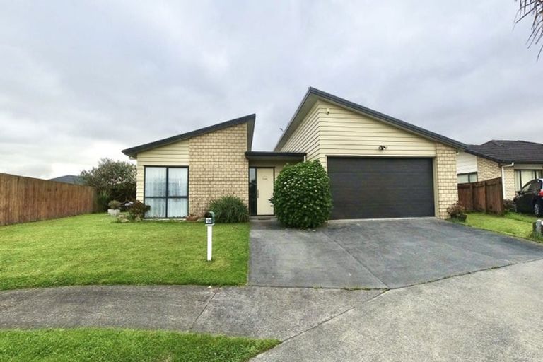 Photo of property in 16 Chadwick Place, Rototuna North, Hamilton, 3210