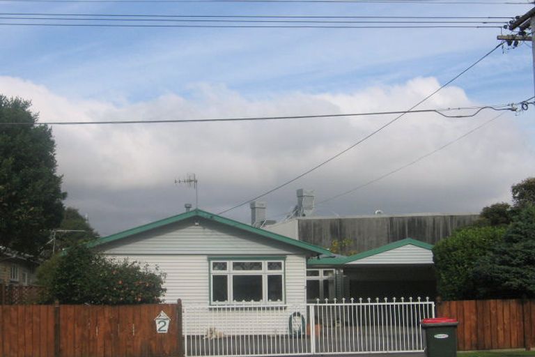 Photo of property in 2 Williams Grove, Melling, Lower Hutt, 5010