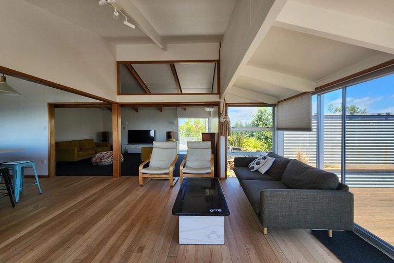 Photo of property in 12 Dowman Street, Urenui, 4375