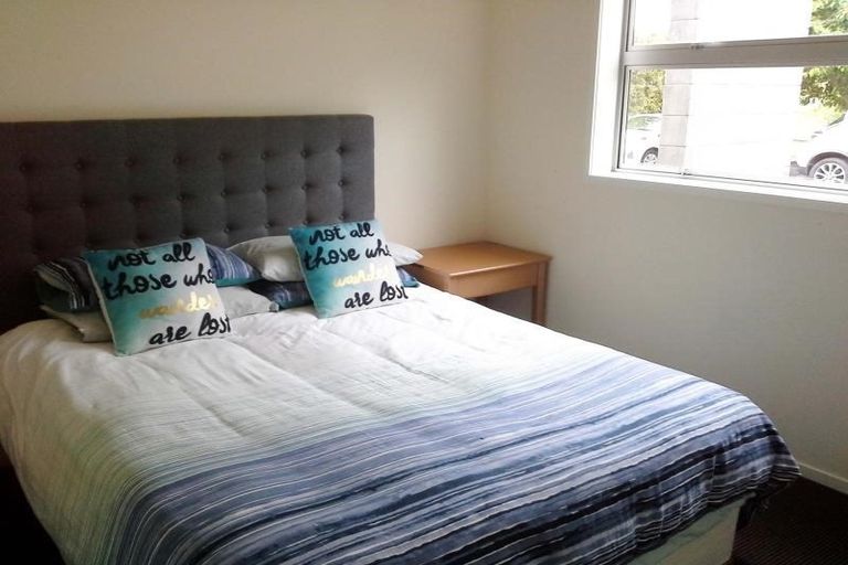 Photo of property in 32d Ainslee Street, Highlands Park, New Plymouth, 4312