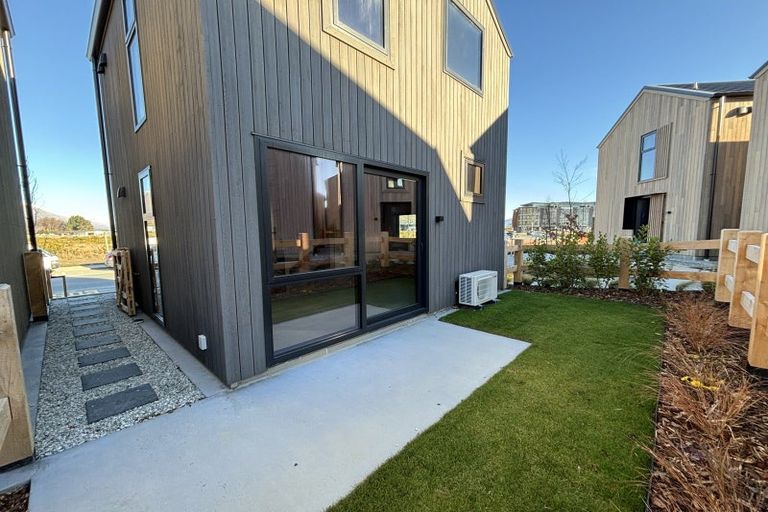 Photo of property in 62 Shearers Drive, Frankton, Queenstown, 9300