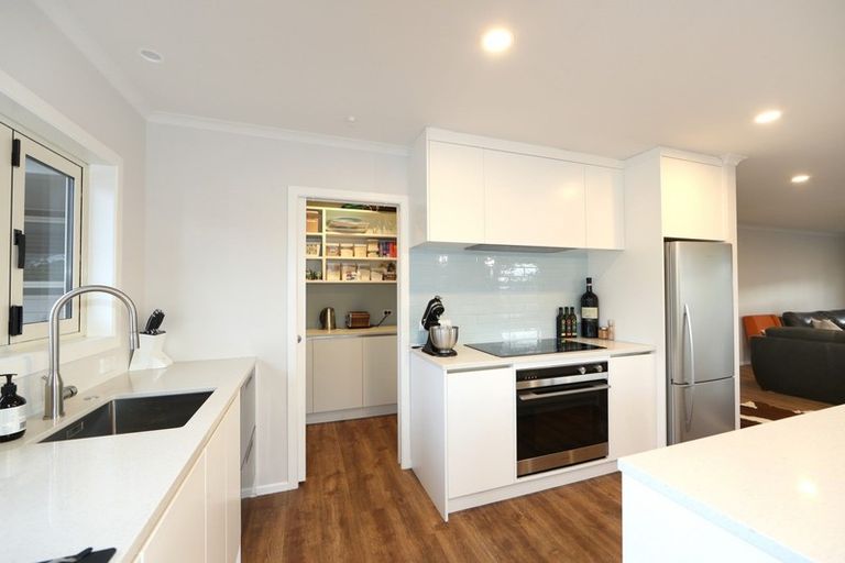 Photo of property in 4 Forsyth Street, Taradale, Napier, 4112