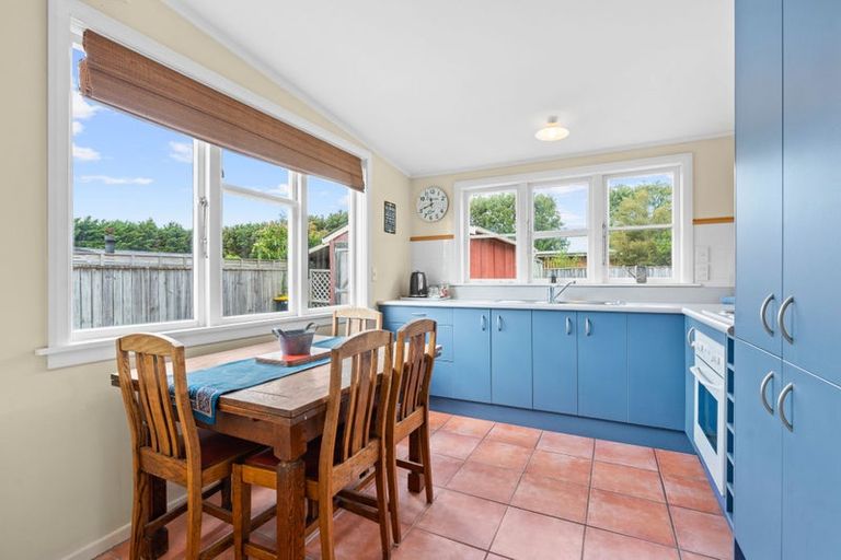 Photo of property in 52 Princess Street, Martinborough, 5711