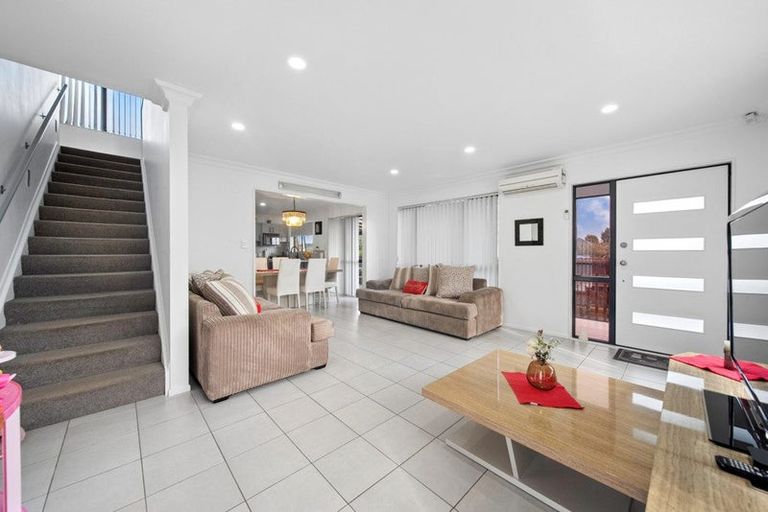 Photo of property in 125 Russell Road, Manurewa, Auckland, 2102