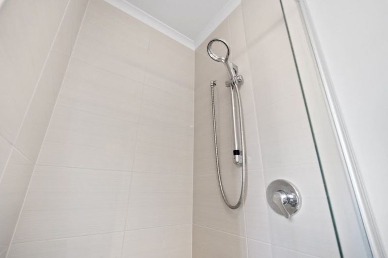 Photo of property in 4 Captain Mitchell Drive, Opaheke, Papakura, 2113