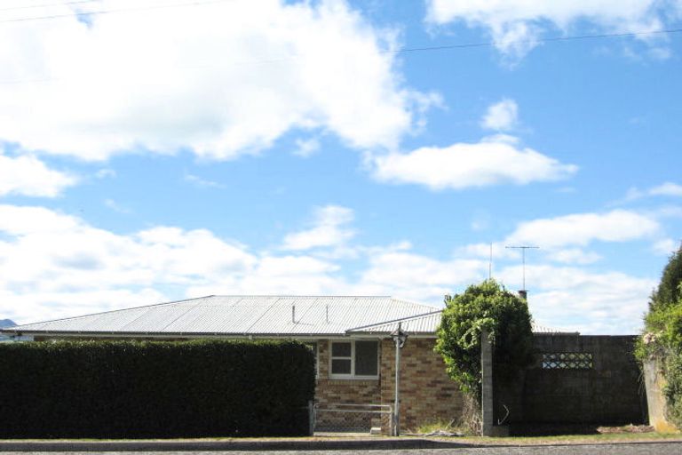 Photo of property in 21 Wakeman Road, Acacia Bay, Taupo, 3330