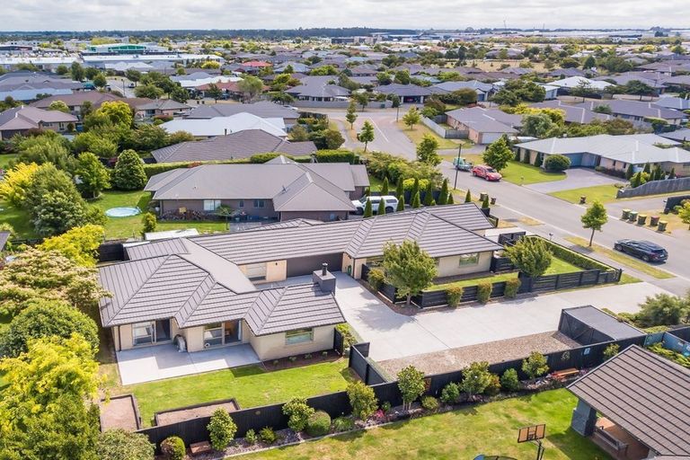 Photo of property in 14 Shadbolt Lane, Rolleston, 7614