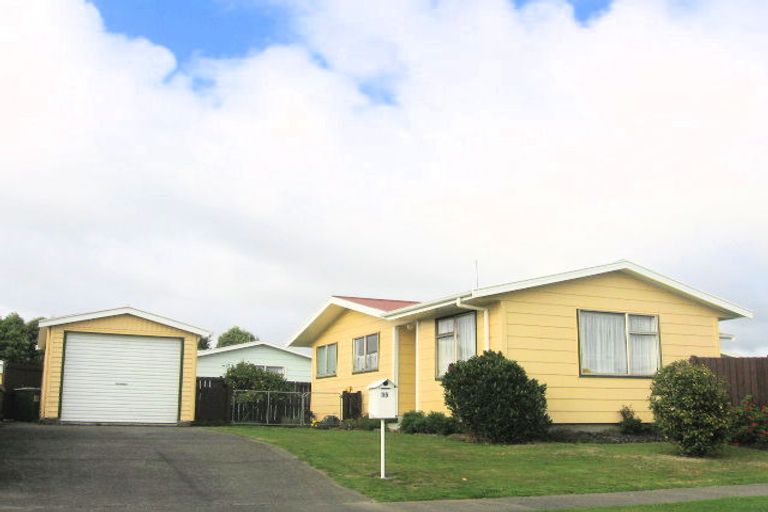 Photo of property in 35 Clarke Avenue, Highbury, Palmerston North, 4412