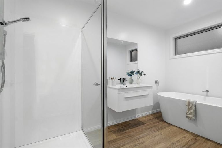 Photo of property in 7 Mackinnon Street, Marshland, 8083