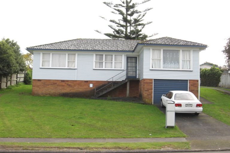 Photo of property in 4 Mcquarrie Avenue, Wattle Downs, Auckland, 2103