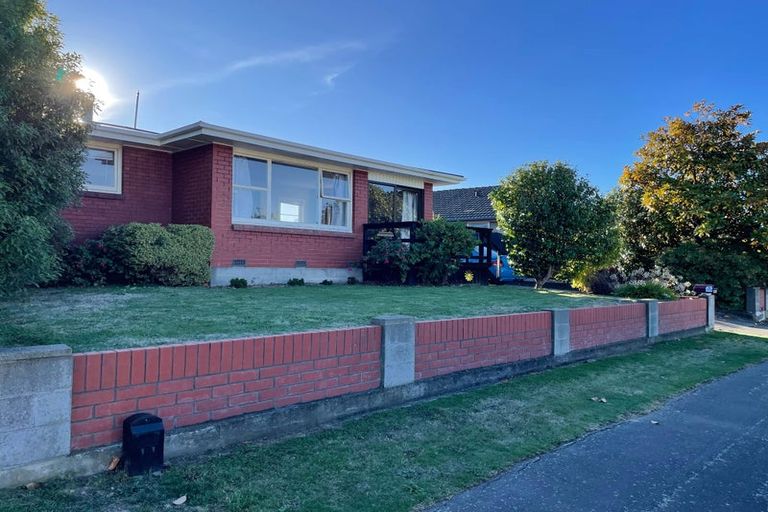 Photo of property in 5 Shamrock Place, Halswell, Christchurch, 8025