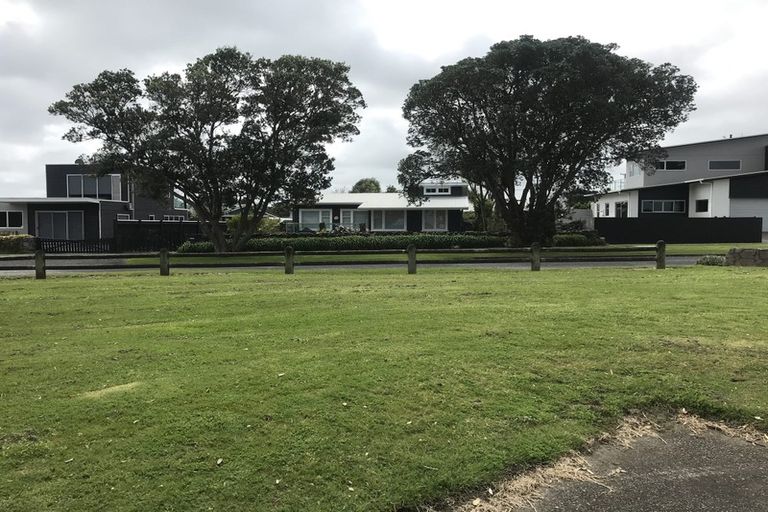 Photo of property in 1 Dorset Street, Opunake, 4616