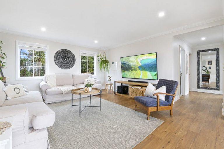 Photo of property in 173 Pinchgut Road, Kaukapakapa, 0873