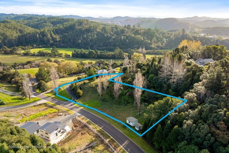 Photo of property in 11 Manuka Drive, Whangamata, 3691