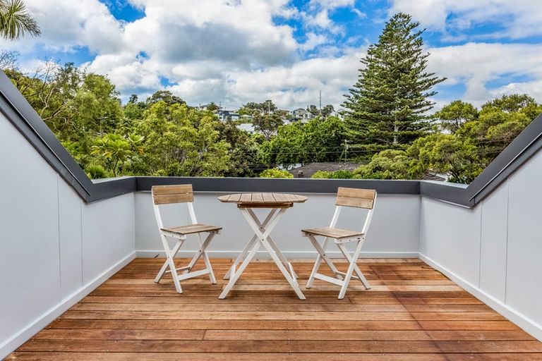 Photo of property in 156 Paremata Road, Paremata, Porirua, 5024