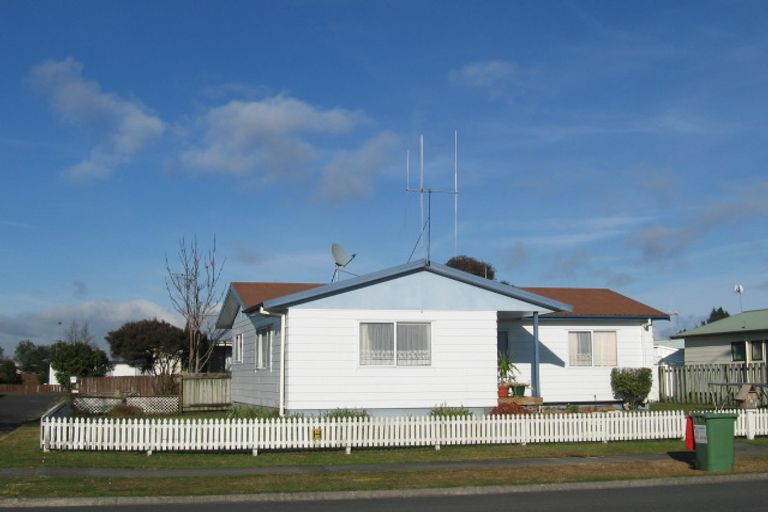 Photo of property in 383 Kahikatea Drive, Dinsdale, Hamilton, 3204