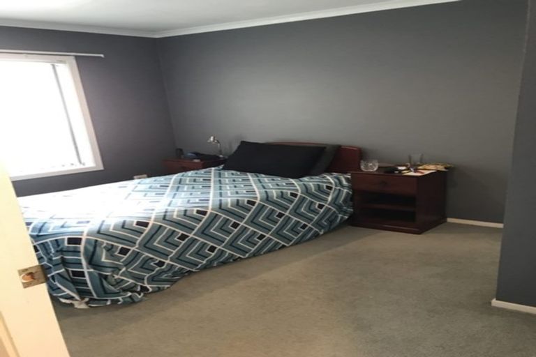 Photo of property in Tuscany Towers, 3/1 Ambrico Place, New Lynn, Auckland, 0600