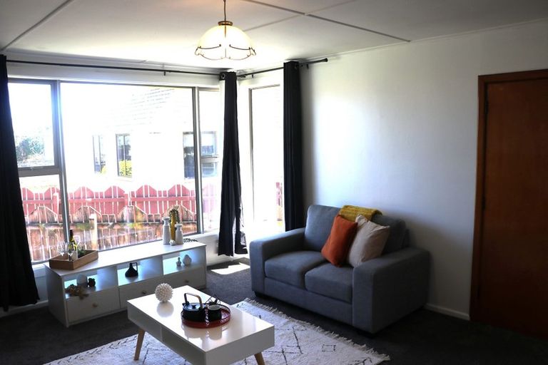 Photo of property in 66 Adamson Crescent, Glengarry, Invercargill, 9810