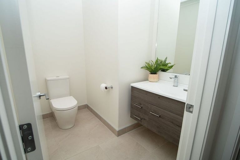 Photo of property in 64 Lakeview Lane, Mangawhai, 0573