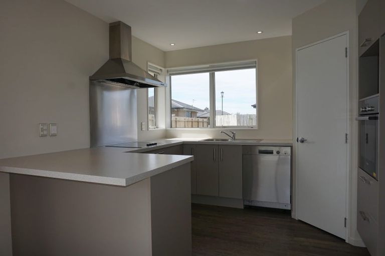 Photo of property in 4 Stanwood Grove, Darfield, 7510