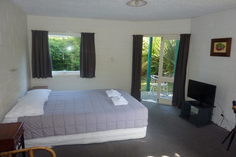 Photo of property in 1 Rue Lavaud, Akaroa, 7520