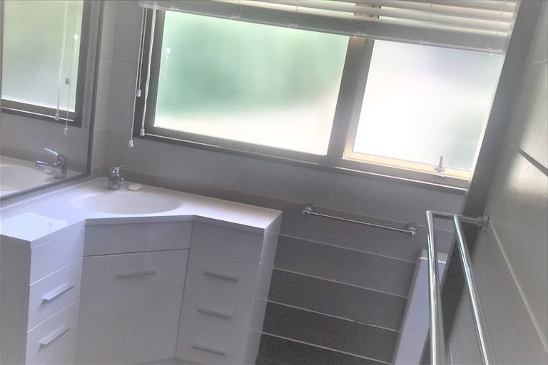 Photo of property in 35 Keilor Road, Otumoetai, Tauranga, 3110