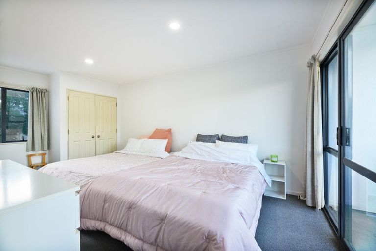 Photo of property in 9 Butia Avenue, Henderson, Auckland, 0612