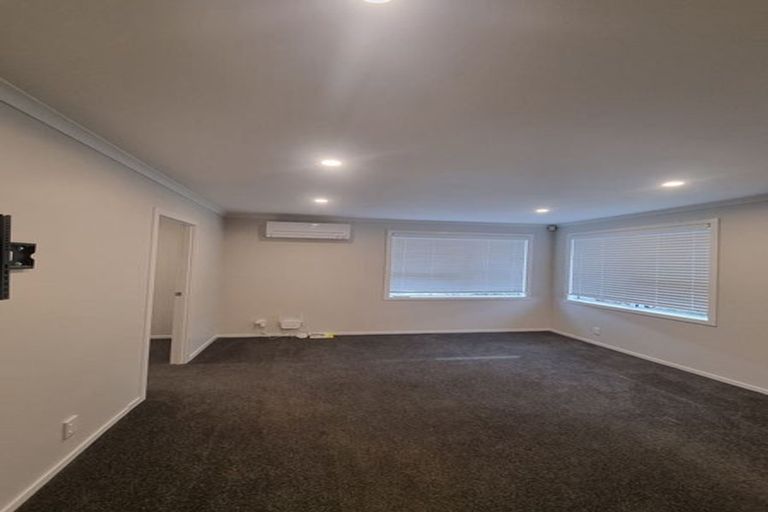 Photo of property in 95 Everglade Drive, Totara Heights, Auckland, 2105