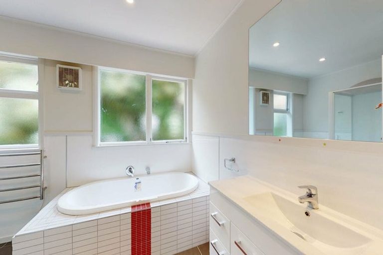 Photo of property in 113 Messines Road, Karori, Wellington, 6012