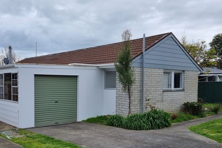 Photo of property in 13 Dittmer Street, Otaki, 5512