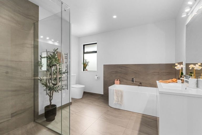 Photo of property in 10a Cairnfield Road, Kensington, Whangarei, 0112