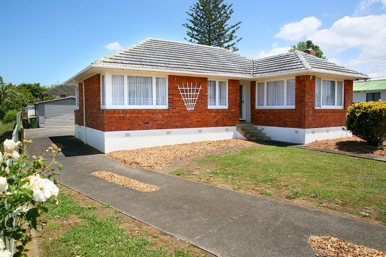 Photo of property in 39 Thompson Terrace, Manurewa, Auckland, 2102