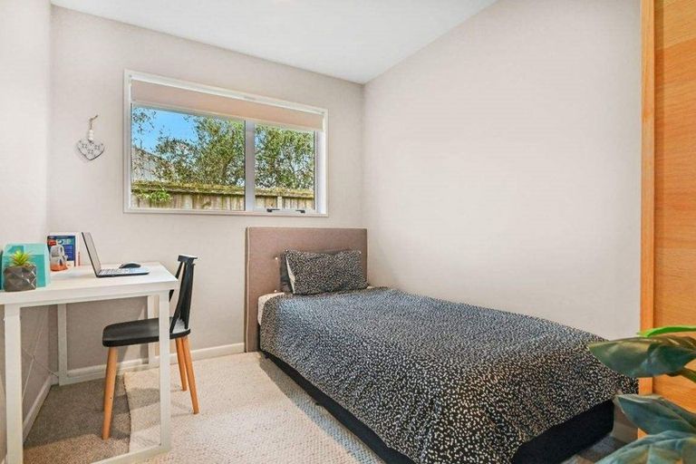 Photo of property in 7 Copperfield Close, Parklands, Christchurch, 8083