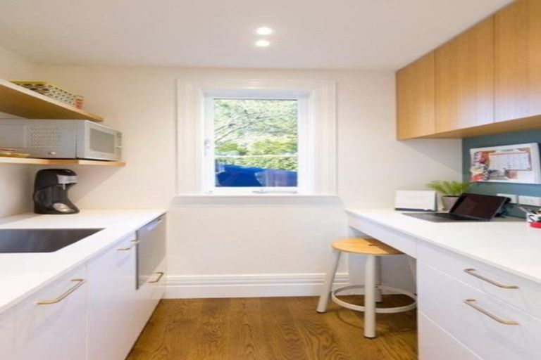 Photo of property in 32 Herbert Road, Mount Eden, Auckland, 1024