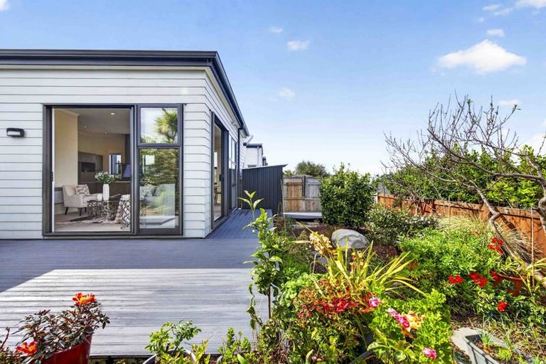 Photo of property in 19 Barcliff Terrace, Gulf Harbour, Whangaparaoa, 0930